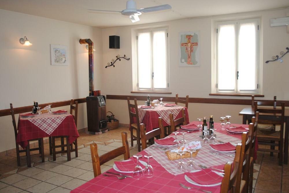 Agriturismo San Francesco Valeggio sul Mincio Buitenkant foto